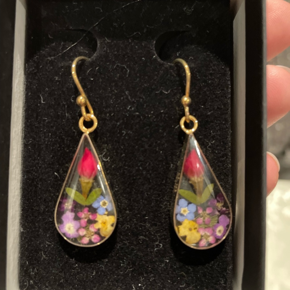 Glass press flower earrings